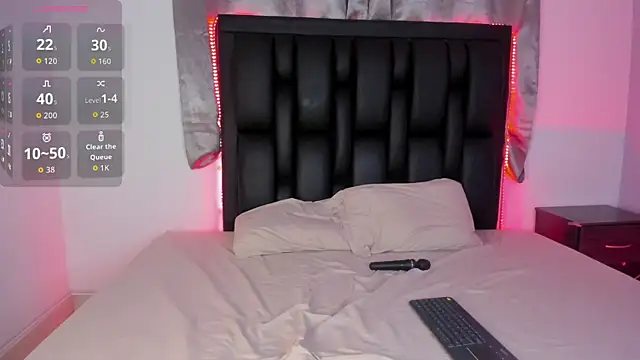 Snapshot of CarolB_ chatting on March 31, 1:11 pm CarolB online show from March 31, 1:11 pm