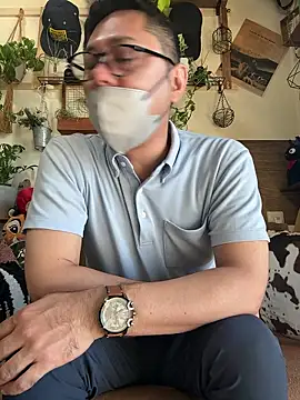 Snapshot of RYUICHI_1919 chatting on May 31, 10:55 pm RYUICHI 1919 online show from May 31, 10:55 pm