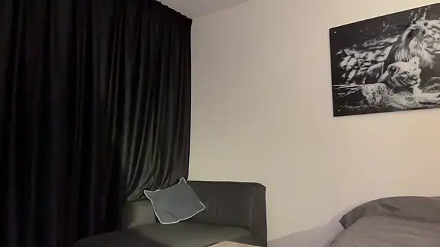 Snapshot of Aria_Vortx chatting on April 3, 8:18 pm Aria Vortx online show from April 3, 8:18 pm