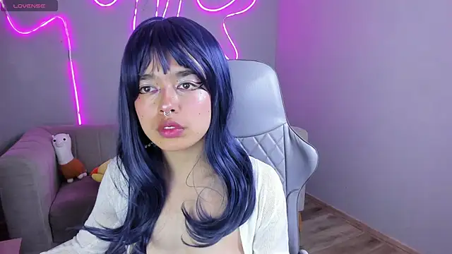 Saphyralux online show from June 4, 10:27 pm