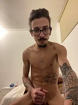 Snapshot of younghotcook chatting on March 29, 12:54 am younghotcook online show from March 29, 12:54 am