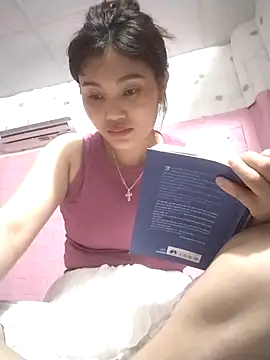 Snapshot of Saryloveparadise chatting on March 31, 5:46 pm Saryloveparadise online show from March 31, 5:46 pm