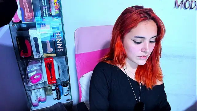 Snapshot of cutegirls_noa chatting on April 7, 12:55 am cutegirls noa online show from April 7, 12:55 am