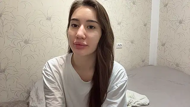 Snapshot of NamiLoon chatting on April 9, 2:55 am NamiLoon online show from April 9, 2:55 am