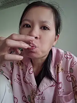 hanameo online show from April 26, 1:47 am