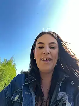 Phoenixia online show from April 24, 3:25 pm