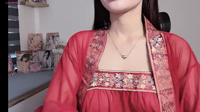 Reina Sweet online show from May 6, 4:08 am