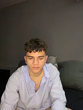 MaxWoolf online show from April 30, 8:57 pm