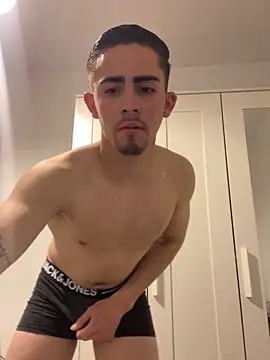 angel twinkk online show from March 31, 9:04 pm