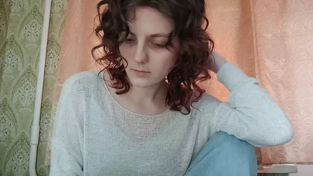 Snapshot of ShirleyNibbs chatting on April 4, 2:03 pm ShirleyNibbs online show from April 4, 2:03 pm