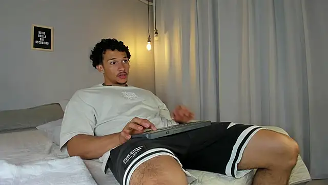 dominik drake online show from April 18, 12:42 pm