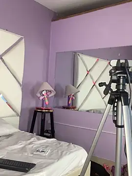 LeticiaVisconti online show from April 3, 8:29 pm