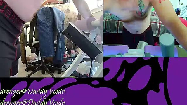 Snapshot of DaddyVoidrenger1 chatting on May 25, 9:21 pm DaddyVoidrenger1 online show from May 25, 9:21 pm