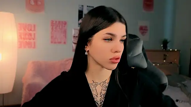 Snapshot of molly_rettyy chatting on April 18, 4:38 am molly rettyy online show from April 18, 4:38 am