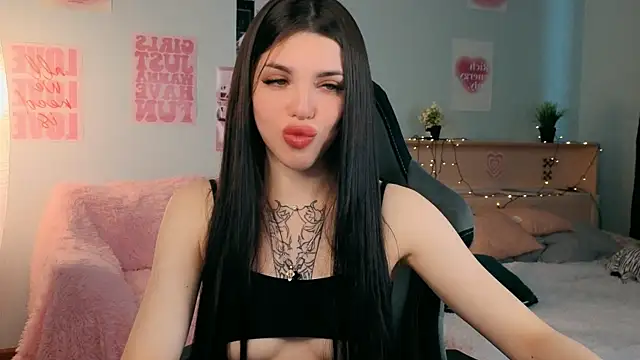 Snapshot of molly_rettyy chatting on May 10, 4:28 am molly rettyy online show from May 10, 4:28 am