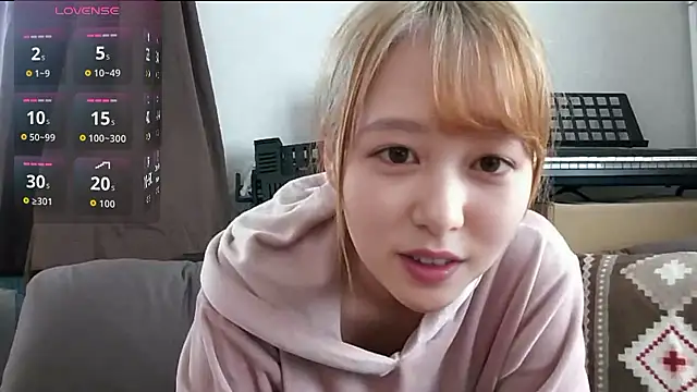 Snapshot of meichan_jpn chatting on April 4, 5:16 am meichan jpn online show from April 4, 5:16 am