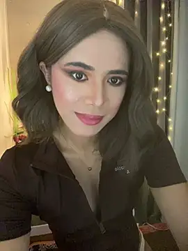Snapshot of _Flirtyprincess_ chatting on June 10, 11:03 pm Flirtyprincess online show from June 10, 11:03 pm