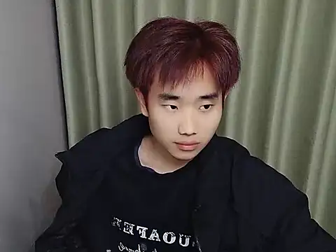 M888AO online show from March 31, 5:24 pm