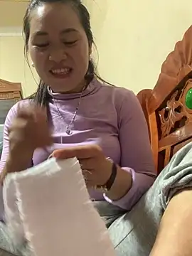 Sunny-smile1 online show from April 1, 1:28 am