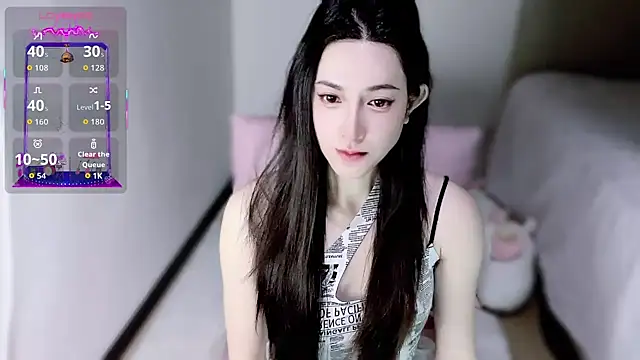 Snapshot of LILI7-LI chatting on June 5, 12:28 am LILI7-LI online show from June 5, 12:28 am