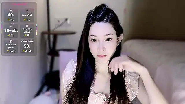 Snapshot of LILI7-LI chatting on August 5, 2:47 am LILI7-LI online show from August 5, 2:47 am