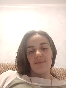 Snapshot of MimiLaki273 chatting on April 6, 9:49 pm MimiLaki273 online show from April 6, 9:49 pm