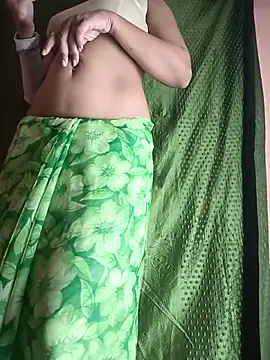 Snapshot of Curvy_Sanaya chatting on March 29, 6:41 pm Curvy Sanaya online show from March 29, 6:41 pm