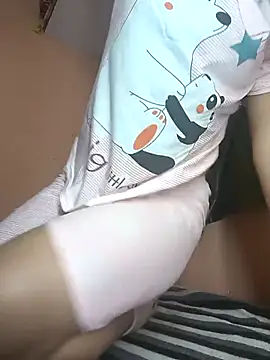 Snapshot of Curvy_Sanaya chatting on April 3, 7:01 pm Curvy Sanaya online show from April 3, 7:01 pm