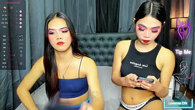 Snapshot of AvamoonlightX chatting on April 1, 1:52 pm AvamoonlightX online show from April 1, 1:52 pm