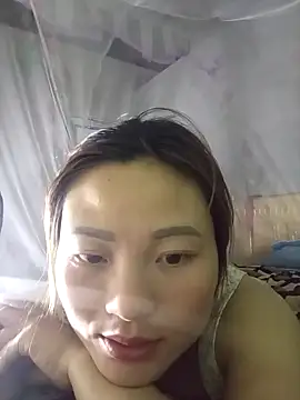 Snapshot of -Tipo- chatting on April 3, 6:17 pm -Tipo- online show from April 3, 6:17 pm