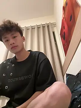 Snapshot of sexyboy-3525 chatting on March 31, 1:55 pm sexyboy-3525 online show from March 31, 1:55 pm