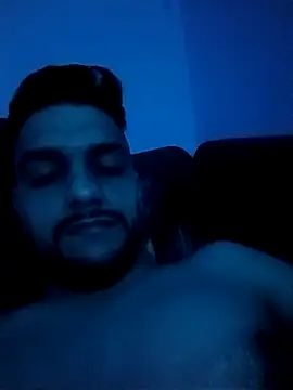 Snapshot of adams0224 chatting on April 3, 8:29 pm adams0224 online show from April 3, 8:29 pm