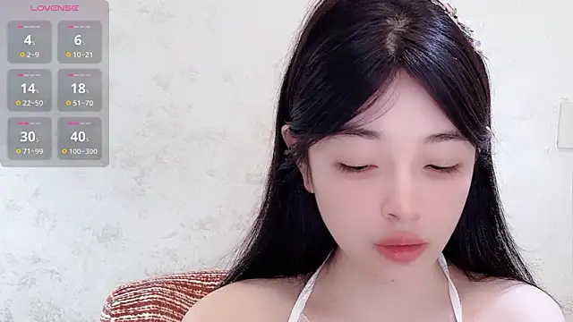 Nataalieeeee online show from April 1, 12:06 pm