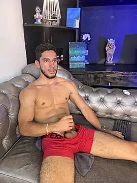 axel tone online show from April 1, 9:54 am