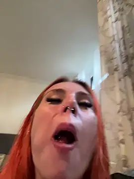 Snapshot of devilinhereyes chatting on April 9, 5:51 pm devilinhereyes online show from April 9, 5:51 pm