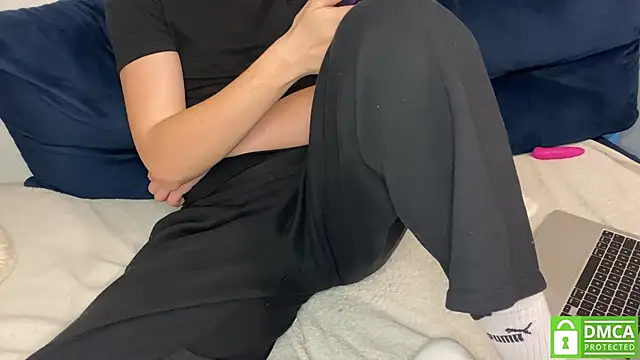 NaughtysecretsDE online show from April 28, 8:25 pm
