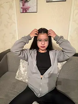Z Milll online show from April 27, 4:27 pm