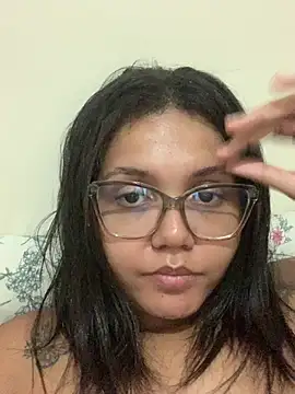 viviboraaaa online show from March 29, 9:59 pm