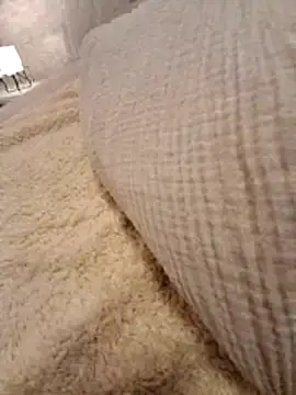 Snapshot of Giuliahoti chatting on April 3, 8:51 pm Giuliahoti online show from April 3, 8:51 pm