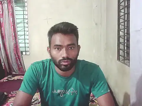 Snapshot of duronto6699 chatting on April 1, 2:01 am duronto6699 online show from April 1, 2:01 am