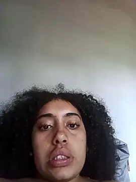 Snapshot of barbiesincera chatting on April 2, 5:43 pm barbiesincera online show from April 2, 5:43 pm