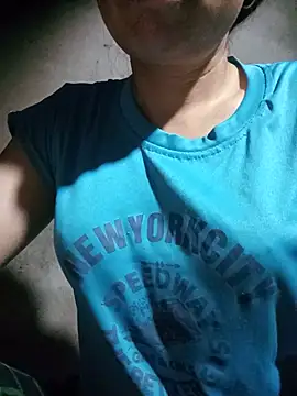 Snapshot of Vily-lonely chatting on July 5, 12:28 am Vily-lonely online show from July 5, 12:28 am