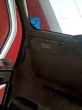 Snapshot of Julian411 chatting on April 1, 11:33 am Julian411 online show from April 1, 11:33 am