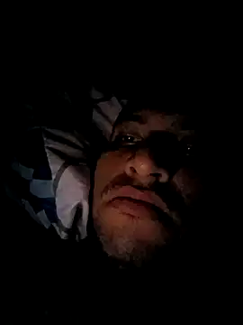 Snapshot of Julian411 chatting on April 3, 6:00 am Julian411 online show from April 3, 6:00 am