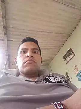 Snapshot of Julian411 chatting on April 3, 8:18 pm Julian411 online show from April 3, 8:18 pm