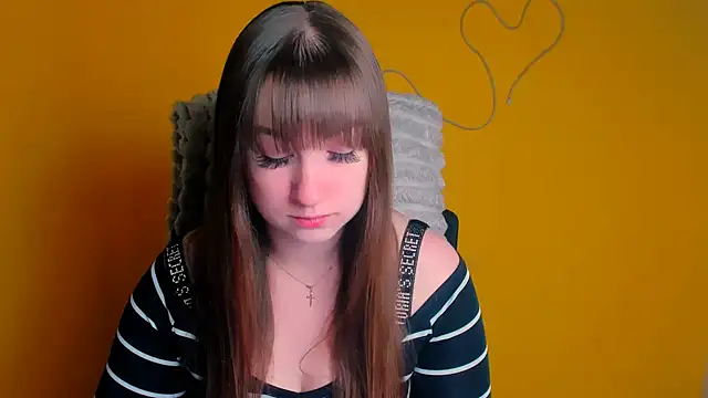 Snapshot of Tiffani_Angel chatting on April 14, 5:24 am Tiffani Angel online show from April 14, 5:24 am