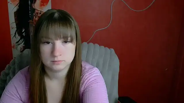 Snapshot of Tiffani_Angel chatting on April 18, 5:33 am Tiffani Angel online show from April 18, 5:33 am