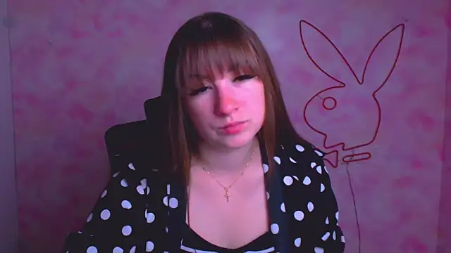 Snapshot of Tiffani_Angel chatting on April 26, 11:41 am Tiffani Angel online show from April 26, 11:41 am