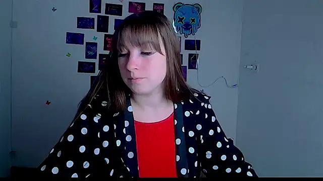 Snapshot of Tiffani_Angel chatting on May 8, 5:35 am Tiffani Angel online show from May 8, 5:35 am