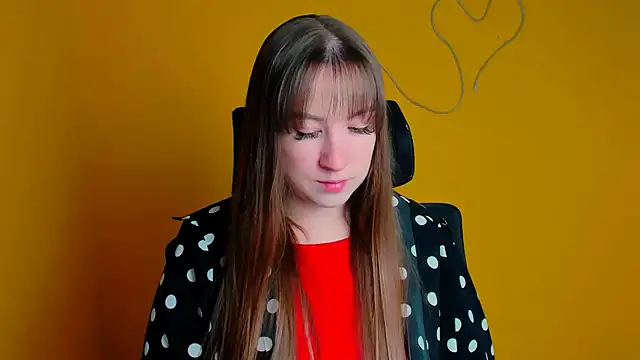 Snapshot of Tiffani_Angel chatting on May 11, 5:24 am Tiffani Angel online show from May 11, 5:24 am